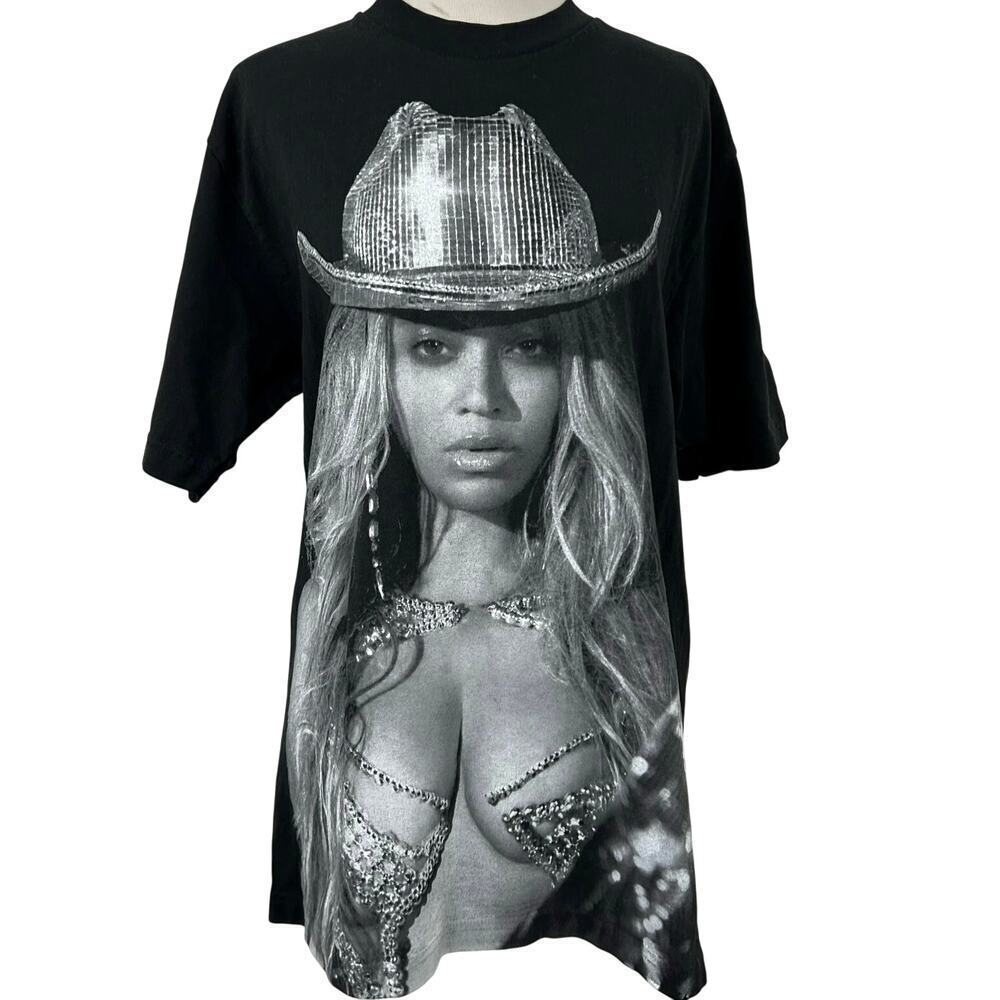 Beyonce Renaissance Tour 2023 Graphic Tee Official Concert Merch Size M